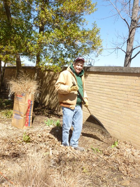 VA Garden March 2104 004